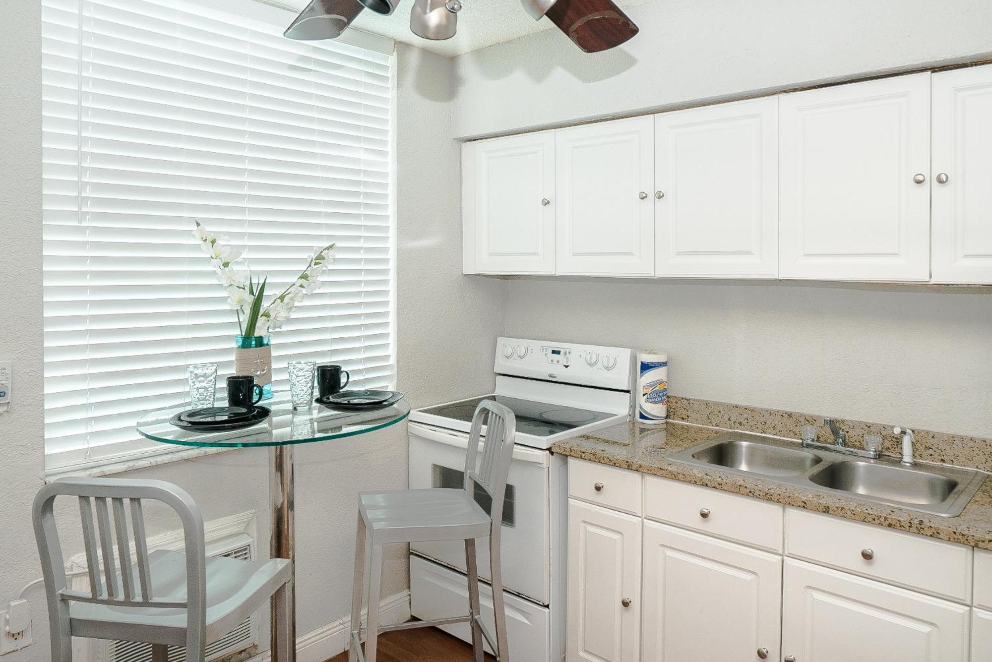 713 Miami Beach Apartments Экстерьер фото